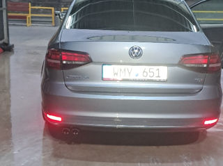 Volkswagen Jetta foto 8