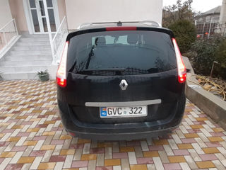 Renault Grand Scenic foto 3