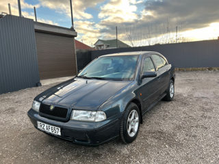 Skoda Octavia foto 2