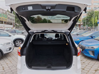Ford Kuga фото 6