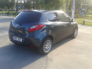 Mazda 2 foto 4