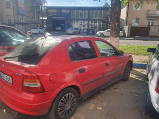 Opel Astra foto 2