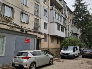 Apartament cu 3 camere, 60 m², Buiucani, Chișinău foto 14