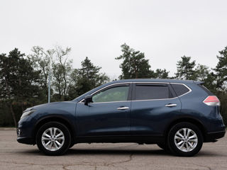 Nissan X-Trail foto 2