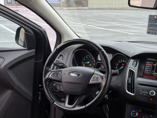 Ford Focus foto 9