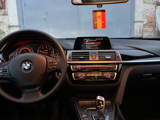 BMW 3 Series foto 7