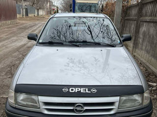 Opel Astra foto 4