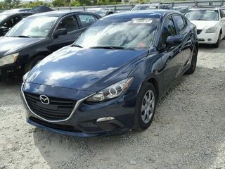 Mazda 3 foto 1