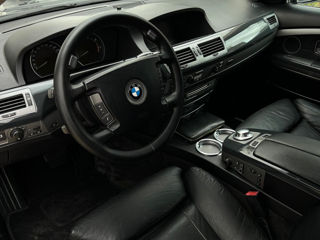 BMW 7 Series foto 6