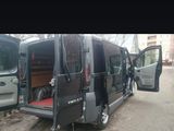 Opel Vivaro foto 10