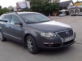 Volkswagen Passat foto 1