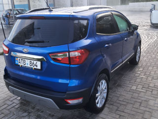 Ford EcoSport foto 9