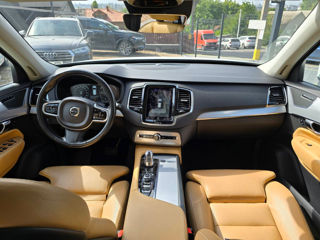 Volvo XC90 foto 11