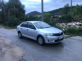 Skoda Rapid foto 2