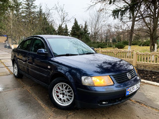 Volkswagen Passat foto 3