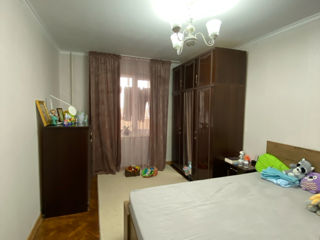 Apartament cu 3 camere, 70 m², Botanica, Chișinău foto 7