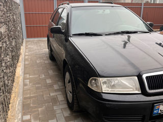 Skoda Octavia foto 2