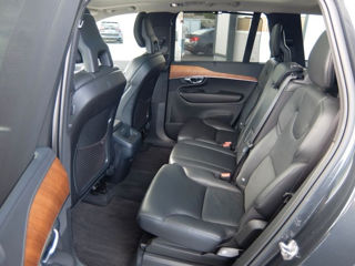 Volvo XC90 foto 10