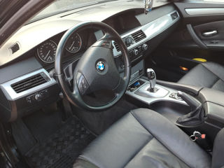 BMW 5 Series foto 8