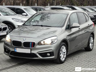 BMW 2 Series Active Tourer foto 2