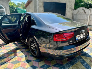 Audi A8 foto 4