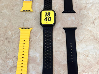 Apple Watch SE 2 44mm Midnight Nike Version foto 4