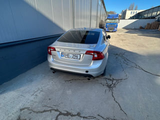 Volvo S60 foto 4