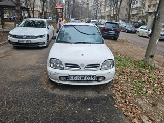 Nissan Micra foto 2