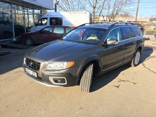 Volvo XC70 foto 1