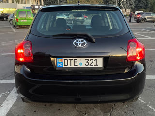 Toyota Auris foto 3