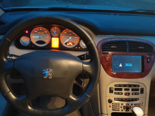 Peugeot 607 foto 4