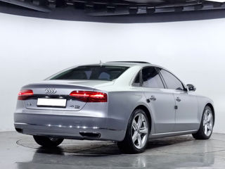 Audi A8 foto 3