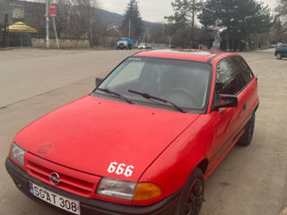 Opel Astra foto 2