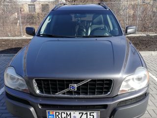 Volvo XC90 foto 1