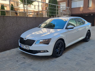 Skoda Superb foto 3