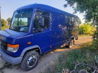 Mercedes Vario 614 foto 2