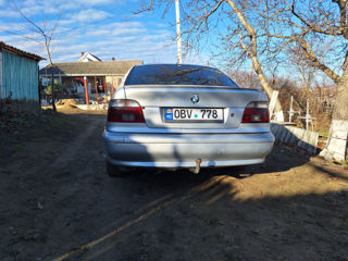 BMW 5 Series foto 6