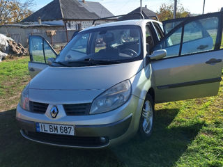 Renault Grand Scenic foto 8