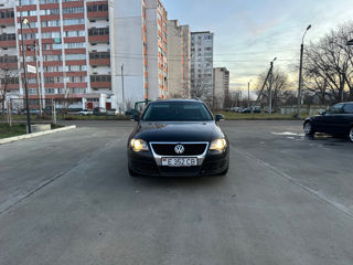 Volkswagen Passat foto 2