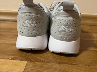 Продам новые кроссовки Nike foto 3