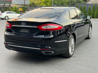 Ford Mondeo foto 7