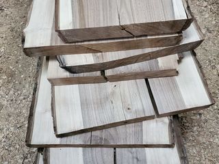 Scindura de nuc pentru style Loft.Продам сухую доску (слеб) орех.