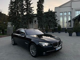 BMW 7 Series foto 1