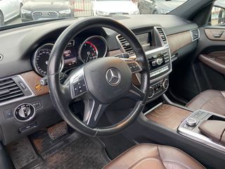 Mercedes M-Class foto 11