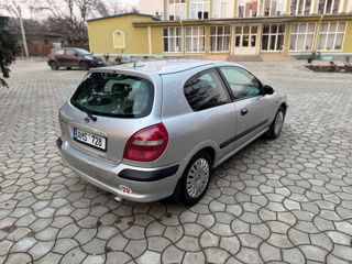 Nissan Almera foto 6