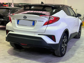 Toyota C-HR foto 8