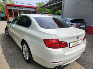 BMW 5 Series foto 3