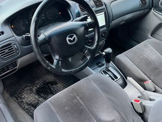 Mazda 323 foto 6