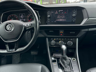 Volkswagen Jetta foto 7