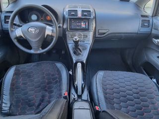 Toyota Auris foto 8